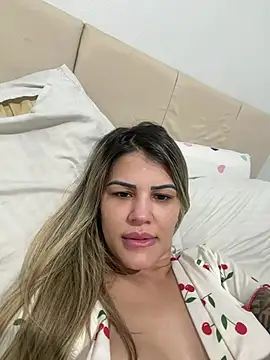 Snapshot of jessyka7 chatting on April 3, 6:44 am jessyka7 online show from April 3, 6:44 am