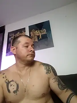 Snapshot of Alton_Mason chatting on April 17, 3:53 am Alton Mason online show from April 17, 3:53 am