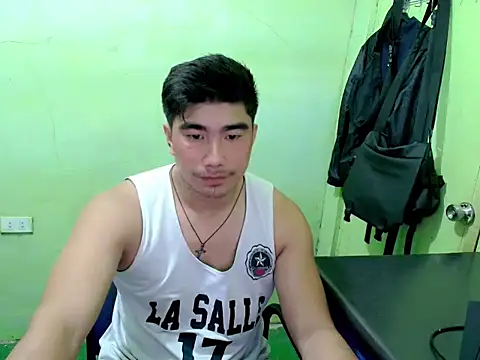 Hunkfireman online show from May 5, 1:13 am