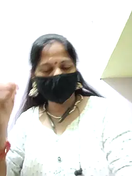 Snapshot of SEEMA_012 chatting on May 11, 4:29 am SEEMA 012 online show from May 11, 4:29 am