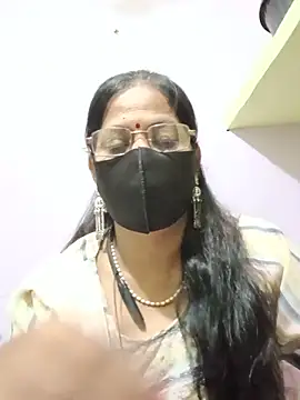 Snapshot of SEEMA_012 chatting on June 23, 4:54 am SEEMA 012 online show from June 23, 4:54 am
