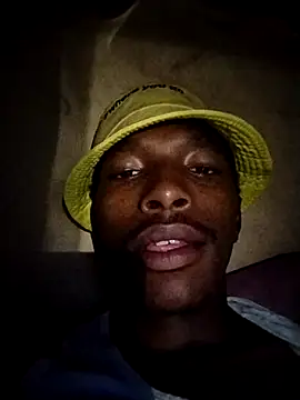 alphamale25 online show from April 5, 6:38 pm