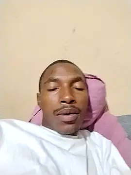 alphamale25 online show from April 28, 10:37 pm