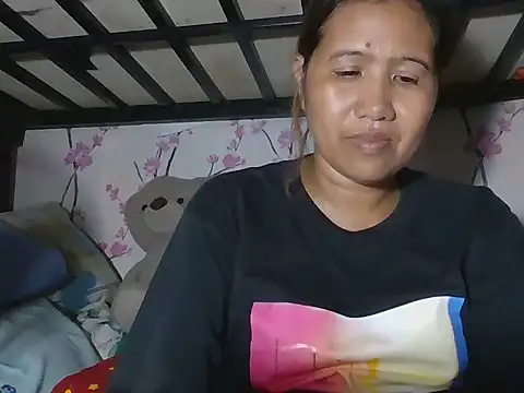  SweetSmile online show from May 4, 8:54 am