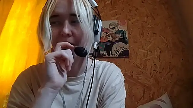 LaquitaSeybert online show from April 4, 8:12 am