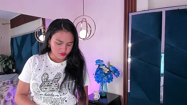 AprilMiiller online show from April 30, 8:57 pm