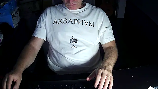 Shalun2000 online show from July 1, 2:46 am