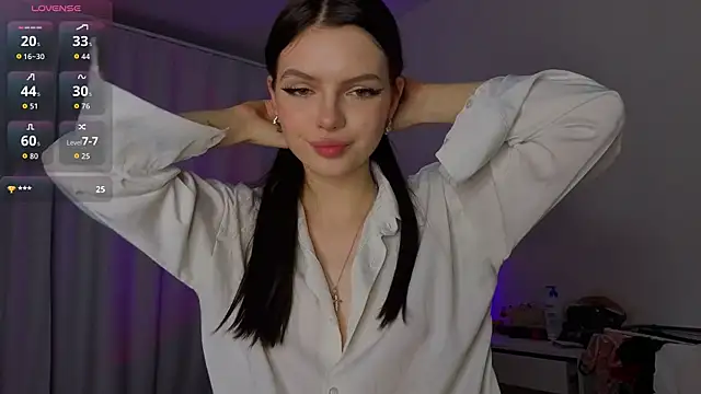 lillly meow  online show from May 7, 9:20 pm