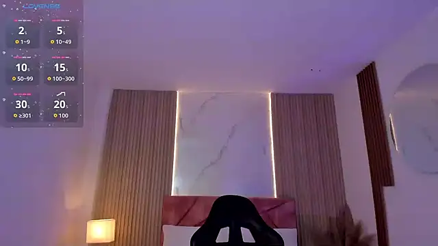 clairemillerx online show from June 4, 7:53 pm