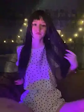 Snapshot of nicenessy chatting on April 5, 12:24 pm nicenessy online show from April 5, 12:24 pm