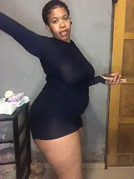BabyyCakessX online show from June 2, 4:20 pm