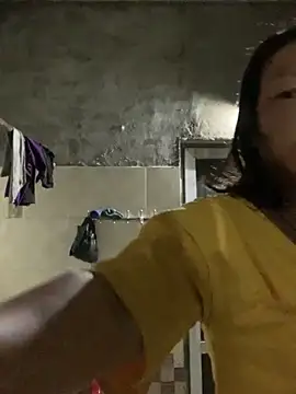 Snapshot of candy-beo chatting on April 15, 9:48 pm candy-beo online show from April 15, 9:48 pm
