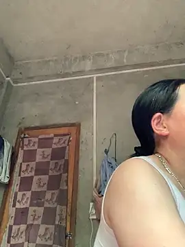 Snapshot of candy-beo chatting on May 15, 11:45 pm candy-beo online show from May 15, 11:45 pm