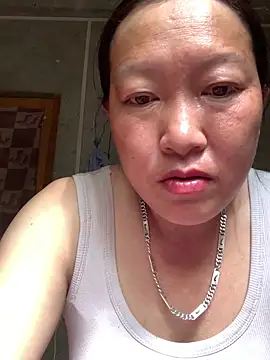 Snapshot of candy-beo chatting on May 16, 12:51 am candy-beo online show from May 16, 12:51 am