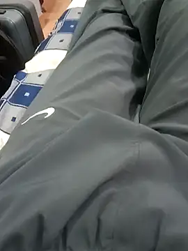 minkzz0 online show from April 14, 2:01 pm