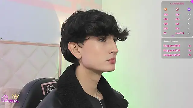 Snapshot of Eidan_tay chatting on April 17, 8:12 pm Eidan tay online show from April 17, 8:12 pm