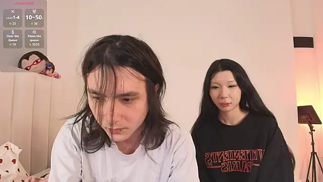 Snapshot of ayasinji chatting on April 12, 10:53 am ayasinji online show from April 12, 10:53 am