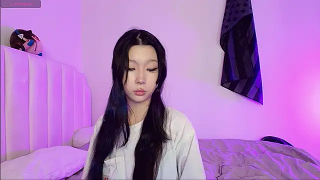 Snapshot of ayasinji chatting on April 27, 7:28 am ayasinji online show from April 27, 7:28 am