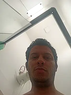 Snapshot of alberto_marques chatting on May 1, 7:07 pm alberto marques online show from May 1, 7:07 pm