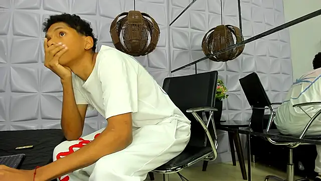 AndySinss online show from April 14, 12:00 pm