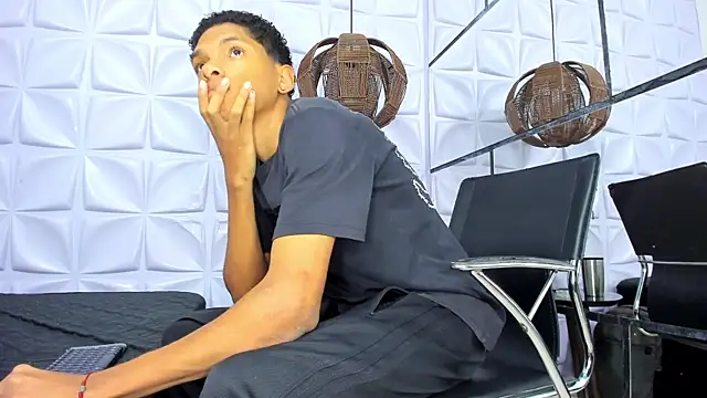 AndySinss online show from April 15, 10:44 am