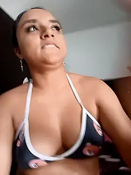 Valentina Narvaez online show from April 22, 7:59 pm