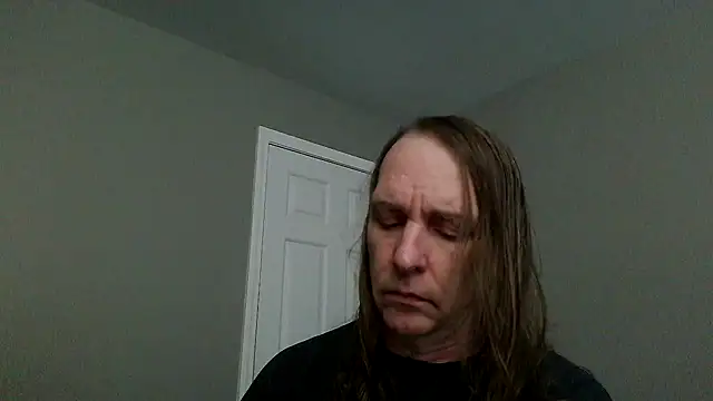 Snapshot of Magnus_Luv chatting on May 26, 8:16 pm Magnus Luv online show from May 26, 8:16 pm