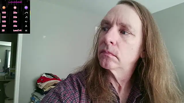 Snapshot of Magnus_Luv chatting on July 10, 12:19 pm Magnus Luv online show from July 10, 12:19 pm