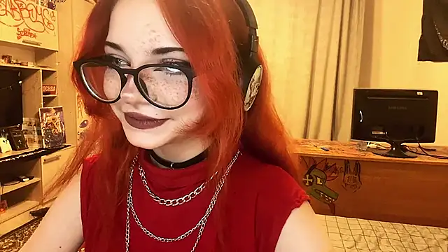 RedHeadCat online show from May 13, 10:17 pm