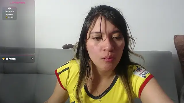 Snapshot of hannajonnes1 chatting on June 18, 1:17 am hannajonnes1 online show from June 18, 1:17 am