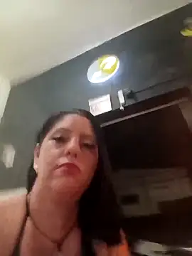 suziferreti online show from April 5, 1:03 am