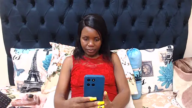 ChocolateClitt online show from June 21, 5:48 pm