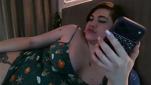Snapshot of miss_preggie chatting on April 27, 6:39 pm miss preggie online show from April 27, 6:39 pm