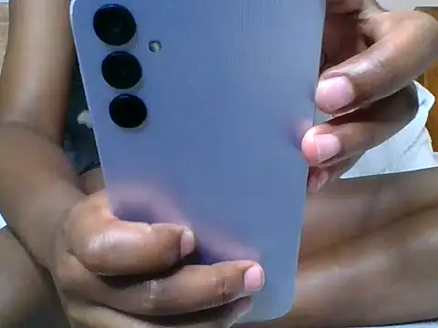 Teeh998712 online show from April 5, 8:50 pm