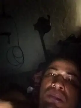 Snapshot of Yovanymartinez chatting on April 5, 3:42 pm Yovanymartinez online show from April 5, 3:42 pm