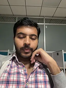 Sweetloverr28 online show from April 27, 7:01 pm