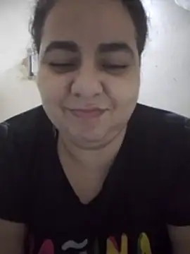 Snapshot of Golositadeamor chatting on June 3, 8:58 pm Golositadeamor online show from June 3, 8:58 pm