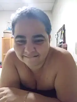 Snapshot of Golositadeamor chatting on June 13, 6:33 am Golositadeamor online show from June 13, 6:33 am