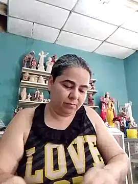 Snapshot of Golositadeamor chatting on June 15, 5:37 pm Golositadeamor online show from June 15, 5:37 pm