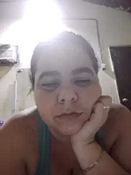 Snapshot of Golositadeamor chatting on June 26, 6:23 pm Golositadeamor online show from June 26, 6:23 pm
