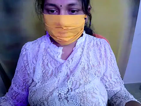 Snapshot of charu-baby chatting on April 21, 5:58 am charu-baby online show from April 21, 5:58 am