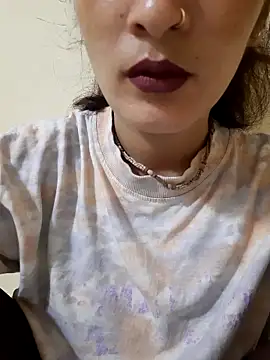 Snapshot of Monika_kumari6 chatting on June 15, 3:14 pm Monika kumari6 online show from June 15, 3:14 pm