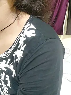 Snapshot of Monika_kumari6 chatting on June 20, 3:26 pm Monika kumari6 online show from June 20, 3:26 pm