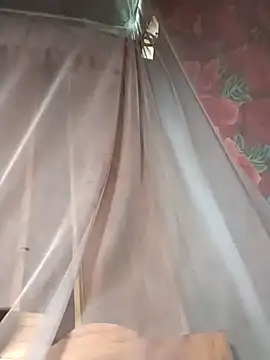 saya 006 online show from April 15, 4:52 am