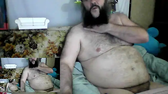 Snapshot of BriTheTopBear chatting on July 17, 6:53 am BriTheTopBear online show from July 17, 6:53 am