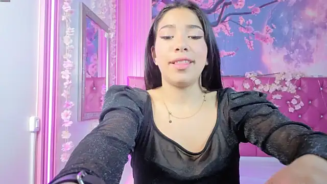 Snapshot of Taliasweet chatting on May 21, 7:54 pm Taliasweet online show from May 21, 7:54 pm