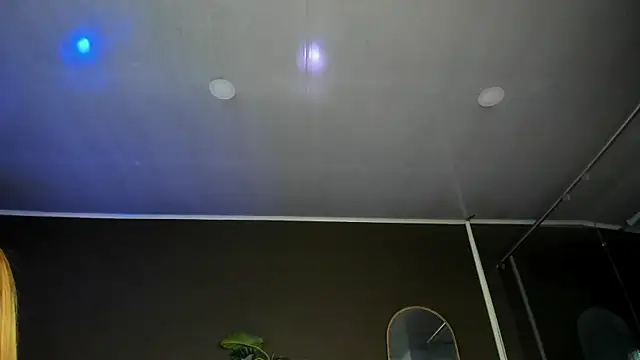 Snapshot of angelina_hilton chatting on May 25, 12:22 pm angelina hilton online show from May 25, 12:22 pm