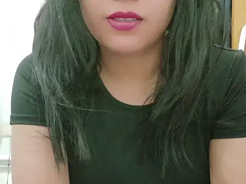 Snapshot of MojaditPussy chatting on July 16, 5:02 am MojaditPussy online show from July 16, 5:02 am