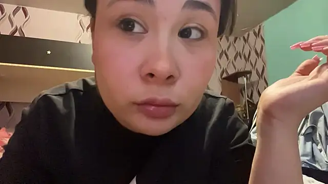  online show from April 8, 4:07 pm