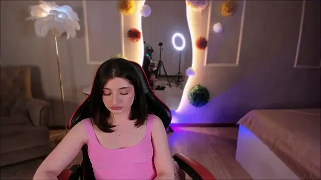 Snapshot of Jasmine_Pete chatting on April 8, 2:39 pm Jasmine Pete online show from April 8, 2:39 pm